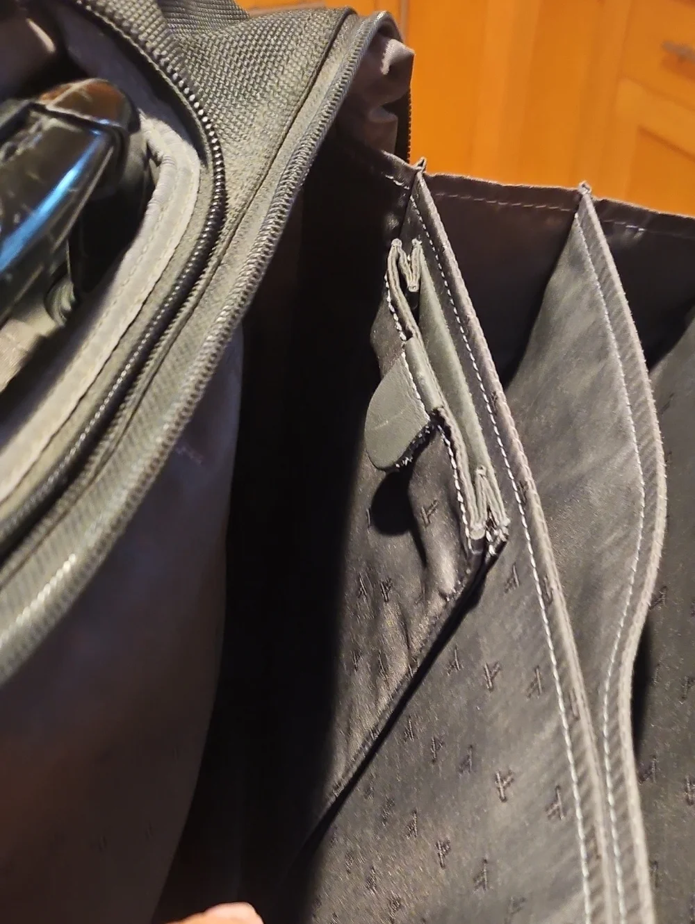 Tumi Black Travel & Laptop Duffle Bag - 2-in-1 Carry